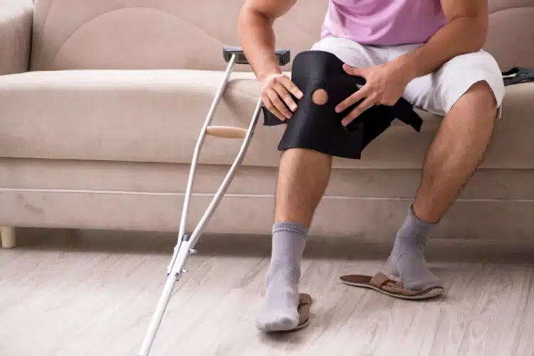 علاج تمزق أربطة الركبة الجانبية